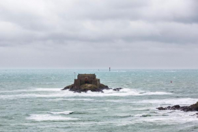 Гостиница Le Chateaubriand Vue sur Mer  Сен-Мало